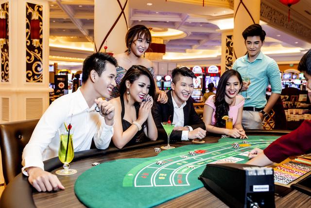 Khám phá trải nghiệm cá cược tuyệt vời cùng Happy Holidays